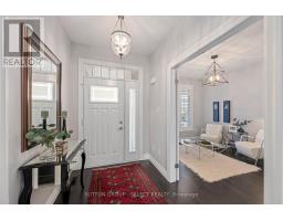 20 - 2081 WALLINGFORD AVENUE - 10