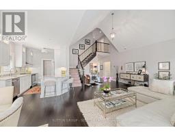 20 - 2081 WALLINGFORD AVENUE - 17