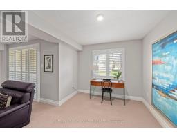 20 - 2081 WALLINGFORD AVENUE - 35