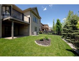 20 - 2081 WALLINGFORD AVENUE - 5