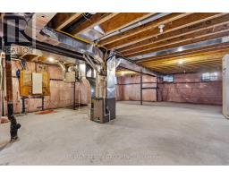 2128 CORONATION DRIVE - 33