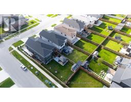 2128 CORONATION DRIVE - 46