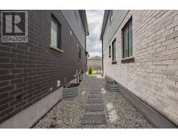 2128 CORONATION DRIVE - 5