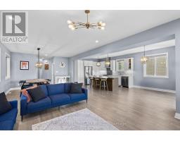2128 CORONATION DRIVE - 7