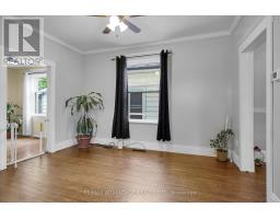 47 BARWICK STREET - 18