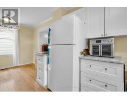 47 BARWICK STREET - 21