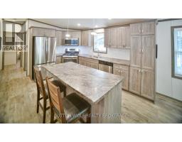 36 - 22790 AMIENS ROAD - 5