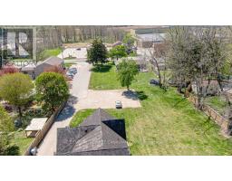 431 ALBERT STREET - 2
