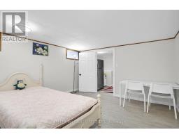 43 FINSBURY CRESCENT - 35