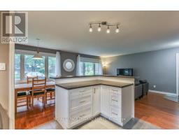 44 TWEED CRESCENT - 13