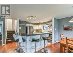 44 TWEED CRESCENT - 16