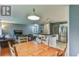44 TWEED CRESCENT - 18