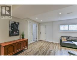 44 TWEED CRESCENT - 27