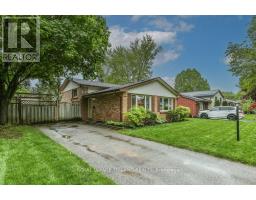 44 TWEED CRESCENT - 3
