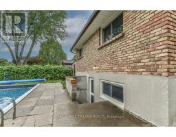 44 TWEED CRESCENT - 45
