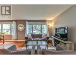 44 TWEED CRESCENT - 7