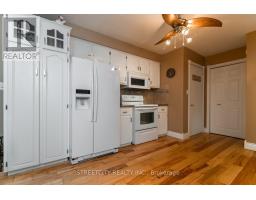 10 HIDDEN VALLEY DRIVE - 15