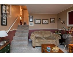 10 HIDDEN VALLEY DRIVE - 22
