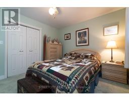 10 HIDDEN VALLEY DRIVE - 24