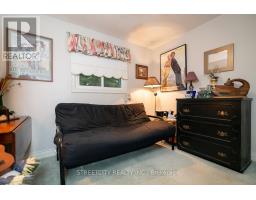 10 HIDDEN VALLEY DRIVE - 27