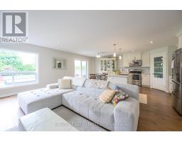 29 BRIDLE PATH STREET - 16