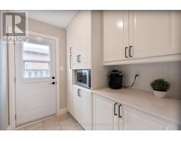 95 BEXHILL DRIVE - 18