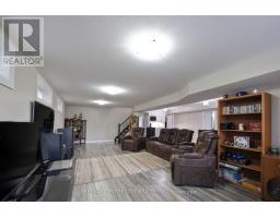 2800 SHEFFIELD PLACE - 33