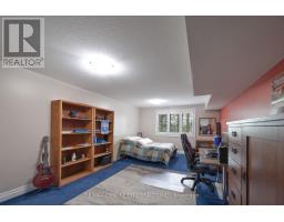 2800 SHEFFIELD PLACE - 37