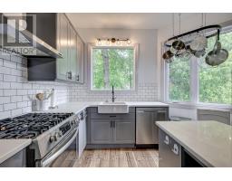 26 - 374 FRONT STREET - 17