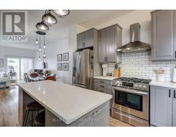 26 - 374 FRONT STREET - 19