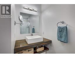 26 - 374 FRONT STREET - 32