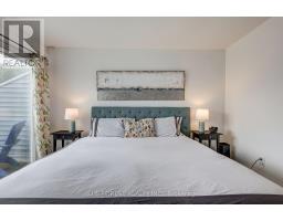 26 - 374 FRONT STREET - 35