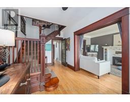 296 SIMCOE STREET - 11