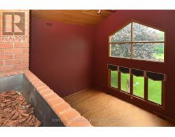 6 SIFTON STREET - 17