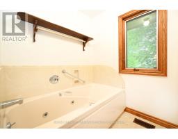 6 SIFTON STREET - 24