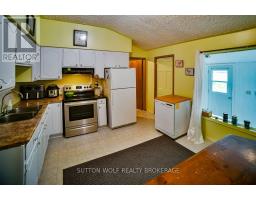 102 FRONT STREET W - 11