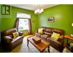 102 FRONT STREET W - 3