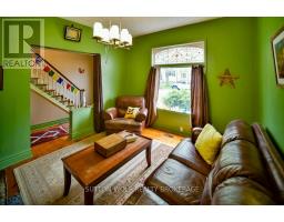 102 FRONT STREET W - 5