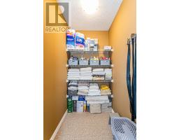 49 - 70 TANOAK DRIVE - 33