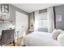 49 - 70 TANOAK DRIVE - 38