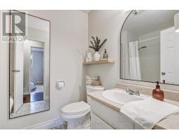 23 WENLOCK CRESCENT - 11