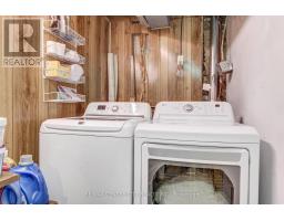 23 WENLOCK CRESCENT - 23