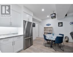175 BOARDWALK WAY - 31