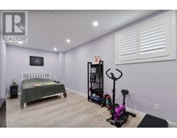 175 BOARDWALK WAY - 34