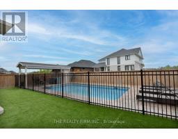 175 BOARDWALK WAY - 36