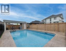 175 BOARDWALK WAY - 39
