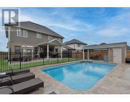 175 BOARDWALK WAY - 41