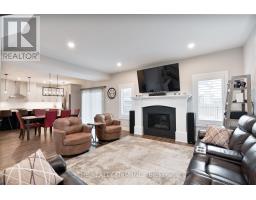 175 BOARDWALK WAY - 8