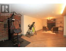 2294 GORE STREET - 32