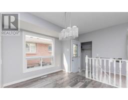 33 EDMUNDS CRESCENT - 10